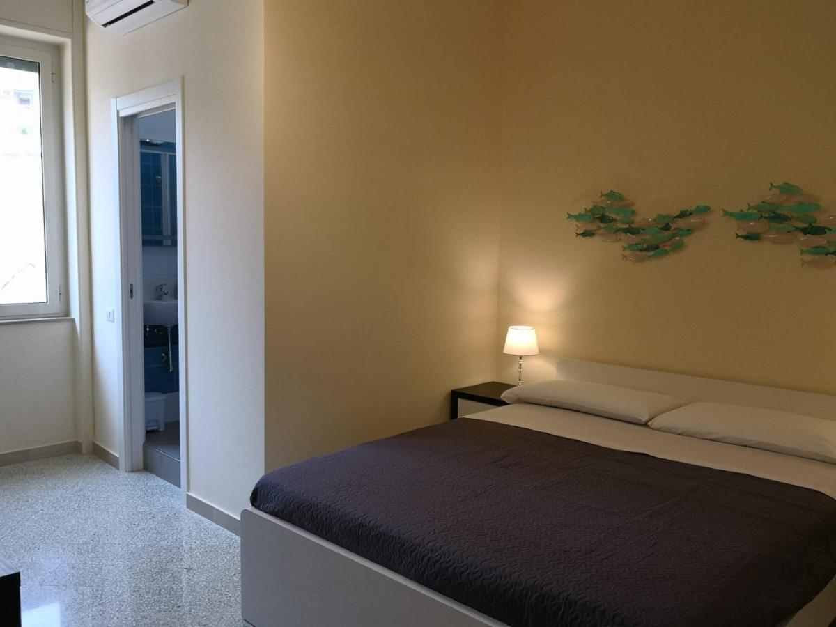Casa Umberto Bed & Breakfast Salerno Dış mekan fotoğraf